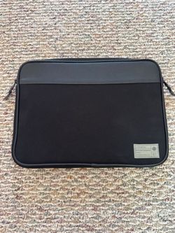 Hex laptop case