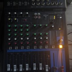 Yamaha MG10XUF Mixer
