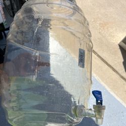 Plastic Drink Dispenser 