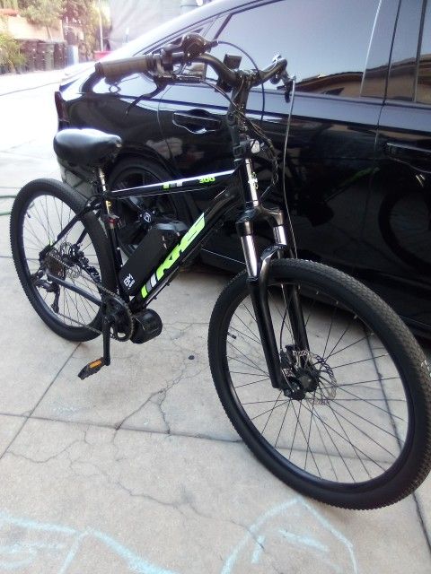Electric Bike 48v 25 Mph 50 Miles Full Charge Works Great