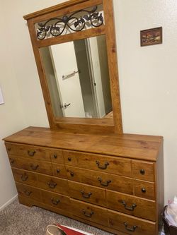 Dresser with mirror 🔥 $65