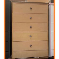 Dresser/ Five drawers dresser