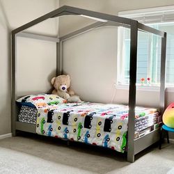 Simmons Kids Juniper Twin Bed House With 6” Twin Mattress  
