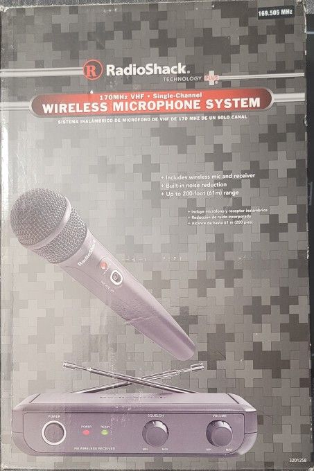 WIRELESS MICROPHONE SYSTEM 