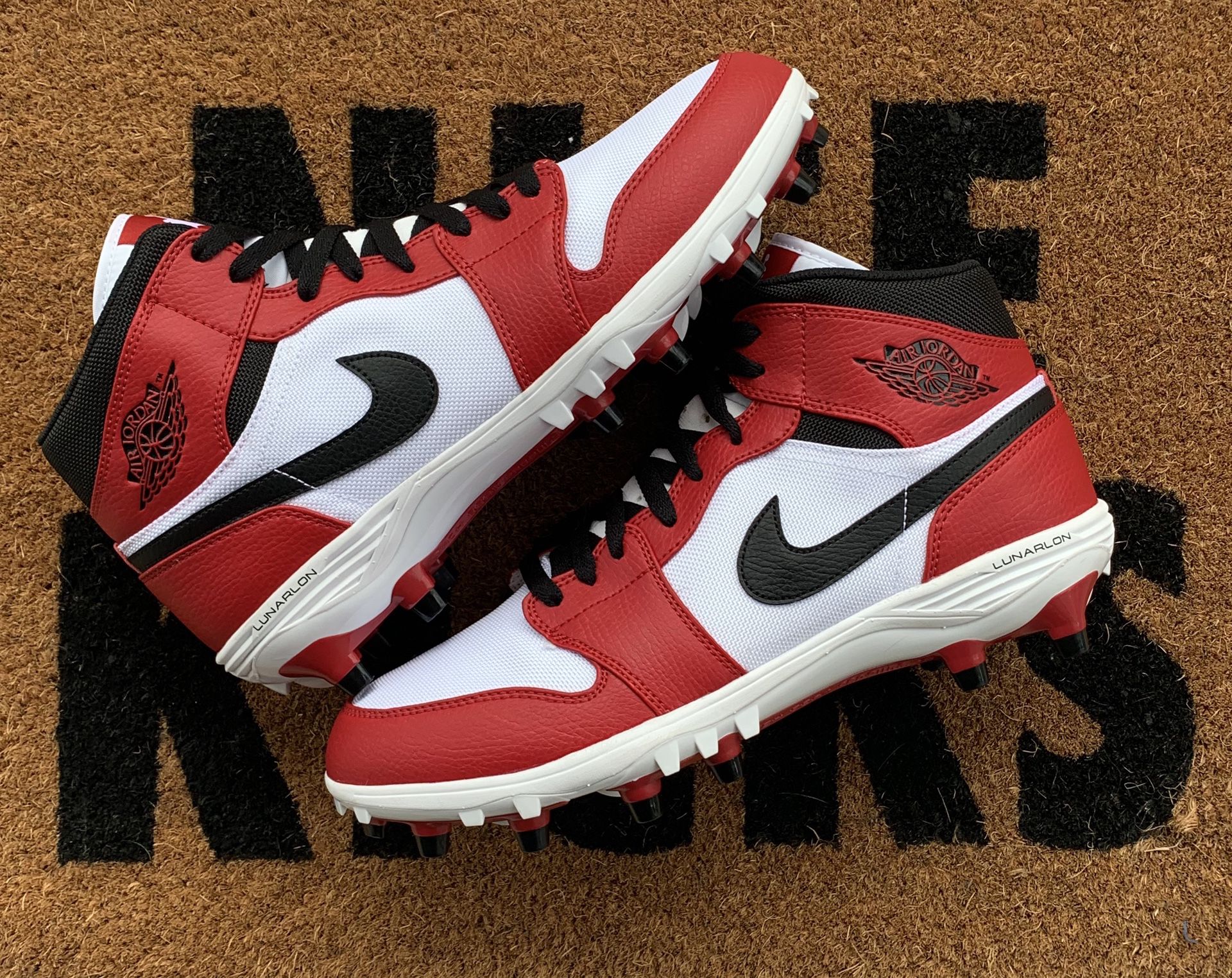 Jordan 1 Mid Chicago Cleat Limited Collection 🔥