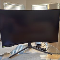 Samsung 32” Curved 2K 240Hz Gaming Monitor (G-SYNC) – Excellent Condition
