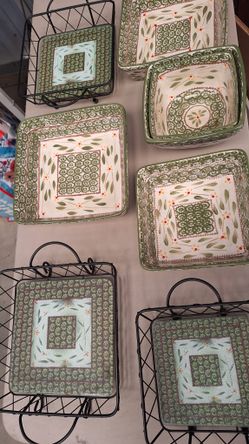 Temptations Old World Green Square Baking Dish Rack Trivet