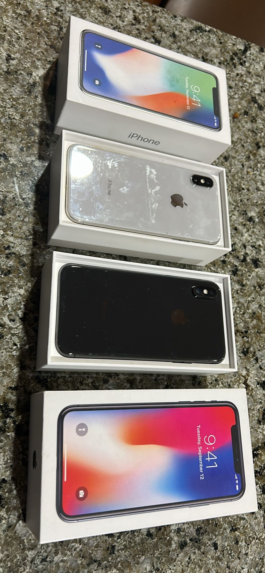 iPhone X 256gb  Unlocked With Box And Charger 