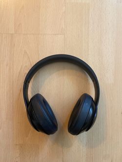 Beats Studio 3 Wireless Headphones with Hard Case