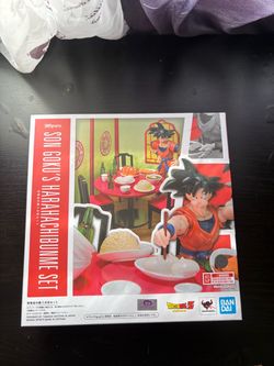 S.H.Figuarts Son Goku's Eating Moderately Set  Dragon Ball Z
