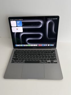 Apple MacBook Air 13 (2020 Model/ M1 chip) 8GB Memory 128GB storage great laptop