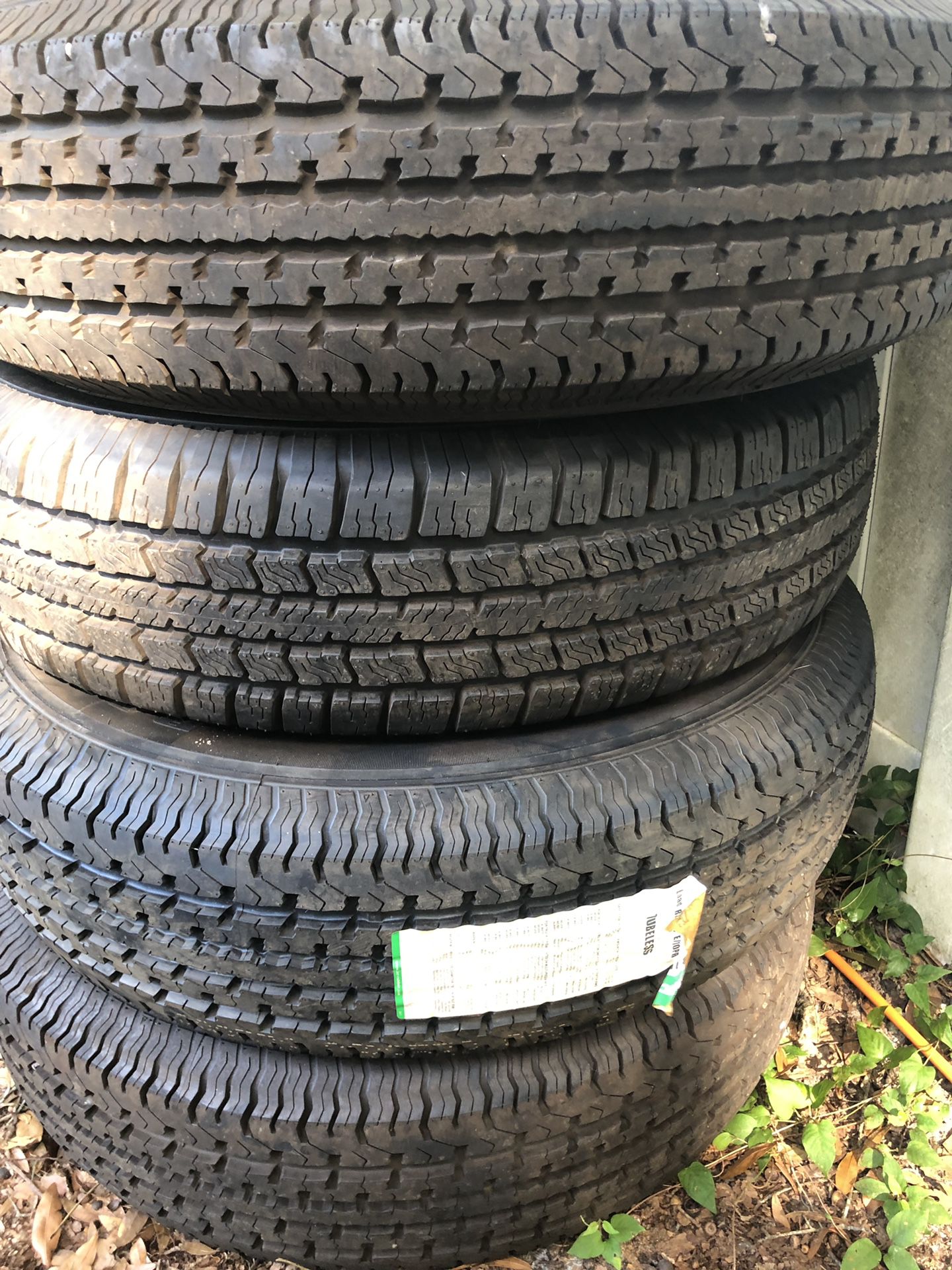 235/80R16 10 ply trailer tires