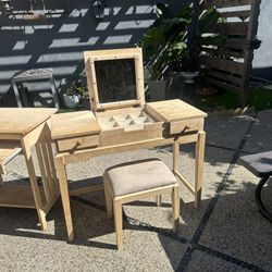 Solid Unfinished Para Wood Furniture