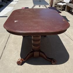 Wood Dining Table (comedor)