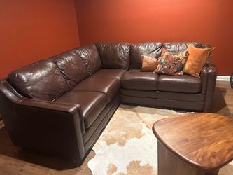 Perfect apartment-sized genuine leather sectional