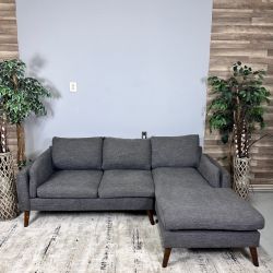 93x61" Modern Grey Sectional