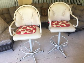 Bar stool