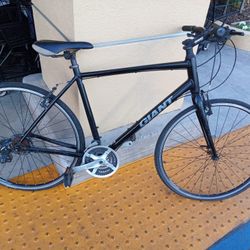Giant Eclipse On Road Sport 10 Speed Bicycle 