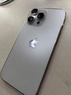iPhone 14 Pro Max