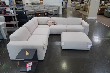 Kuka 5 Piece Sectional
