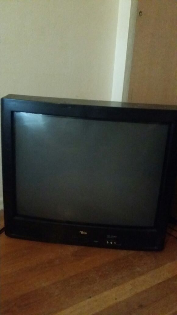 "32" Inch ILO TV