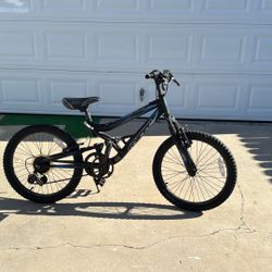 FREE • Kids Mountain Bike (20”) — Needs Repair