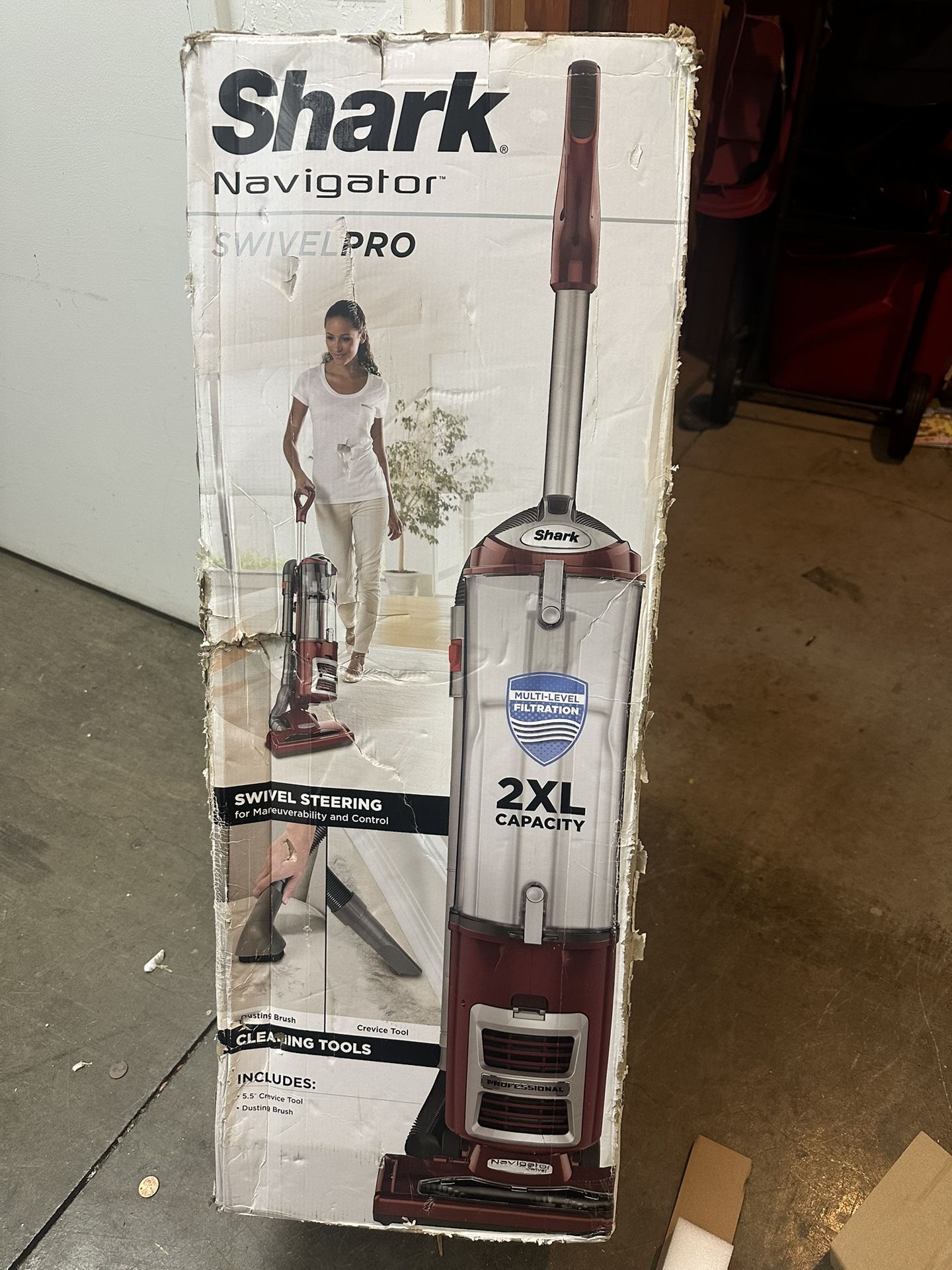 Shark Swivel Navigator Pro