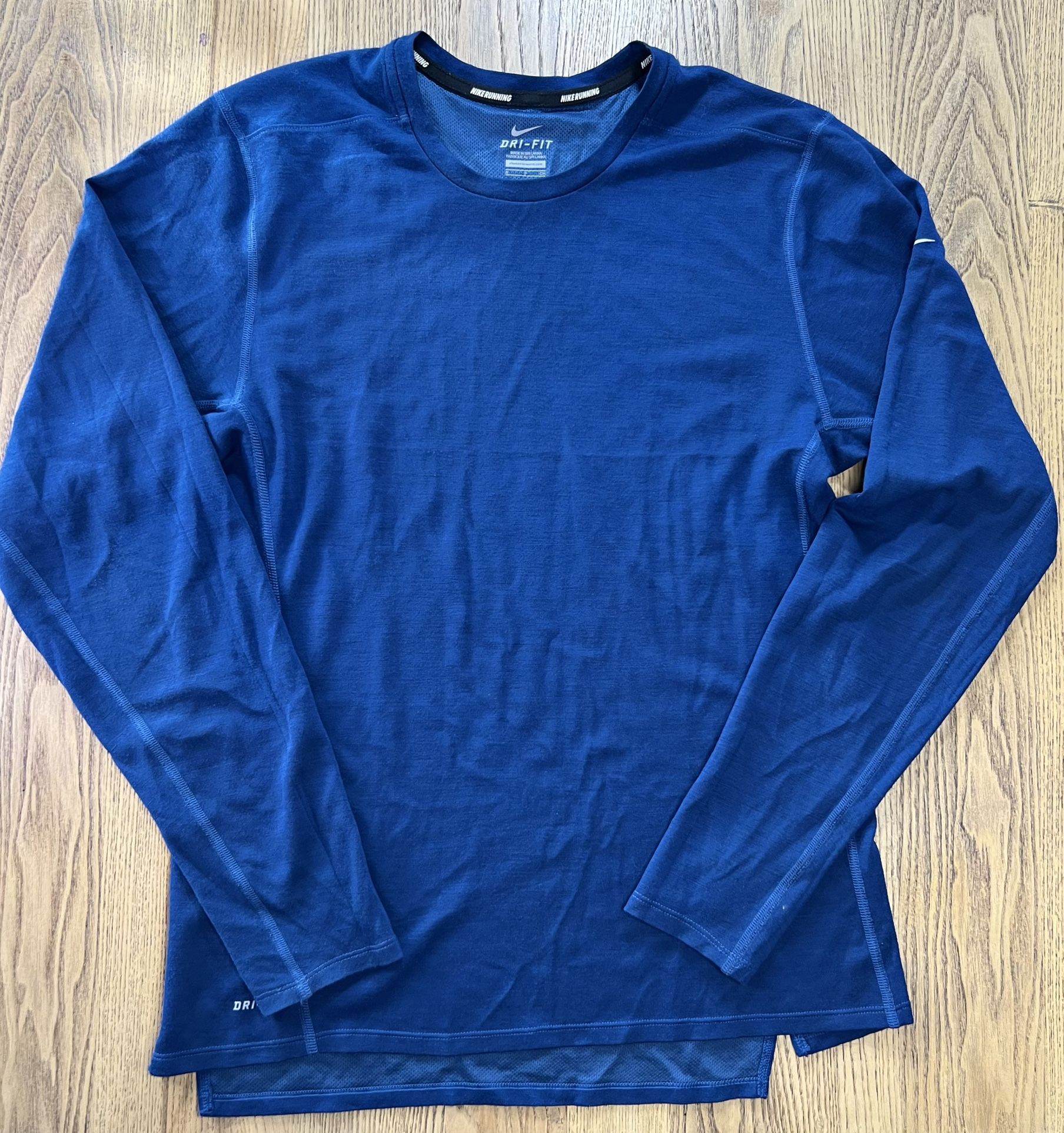 Nike Dri-FIT Running Long Sleeve Shirt Men's Size Small Blue Athletic Top