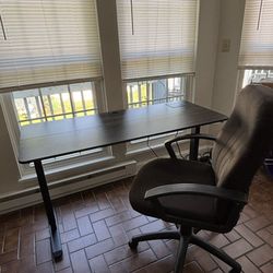 Brand new adjustable desk