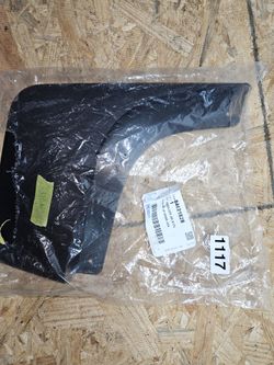 Rear Passenger Side Tire Front Deflector 2019/23 Chevrolet