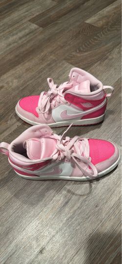 Nike Air Jordan 1 Mid Pink Sneakers size 3