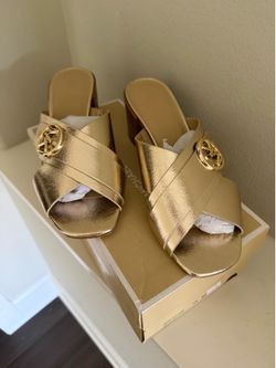 New Michael Kors mule sandal size 9
