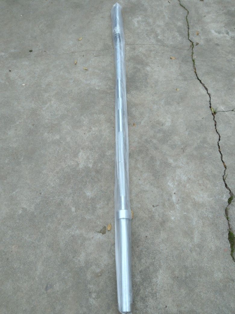 Olympic Barbell 7 ft 45 lbs, New 