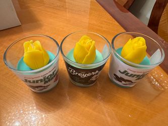 Beautiful candles 🕯️