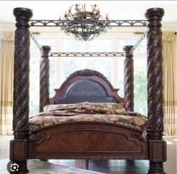 Ashley North Shore Poster Bed king size