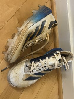 Men’s Addidas Baseball Cleats 8.5