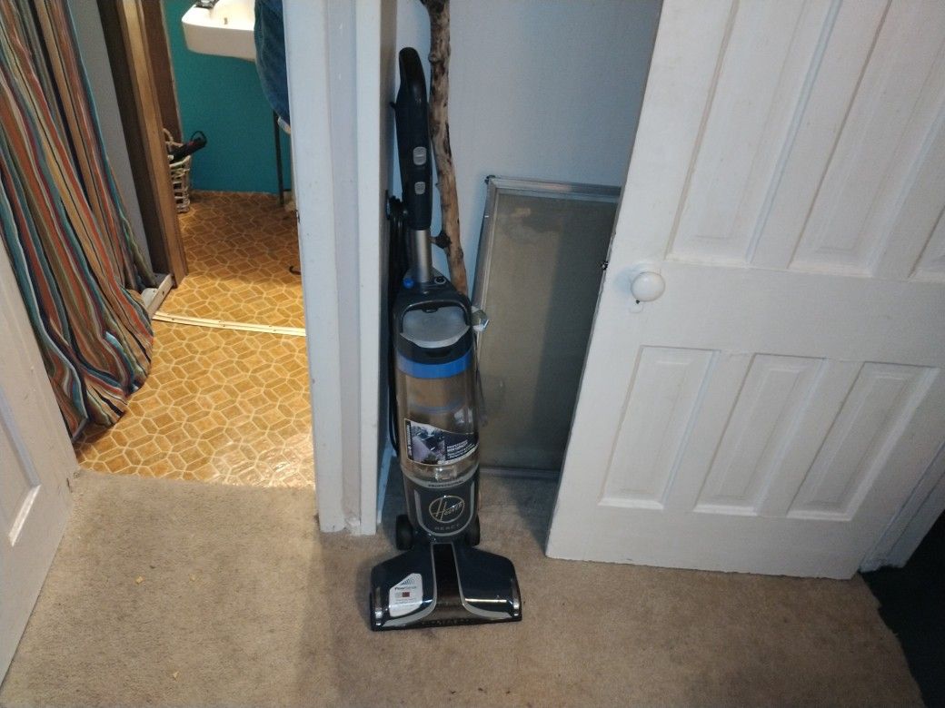 Hoover Professional Vacuum 