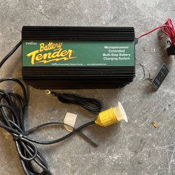 Deltran Battery Tender 12v20a