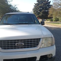 2003 Ford Explorer