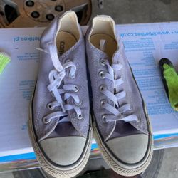 Womens Converse Size 6