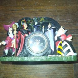 Disney Legendary Villains Hook Magnificent Mantle 