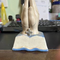 Praying Hands Jesus Catholic Rosary Bible Porcelain Christianity Figurine