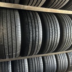 SET OF TIRE 225 50 17 85% LIFE