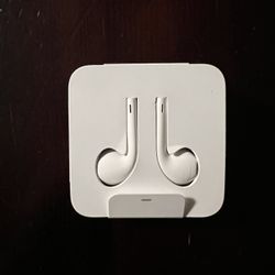 Original Apple iPhone Earphones New