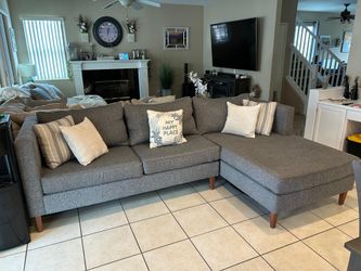 Beautiful Grey sectional couch from Living Spaces LIKE NEW