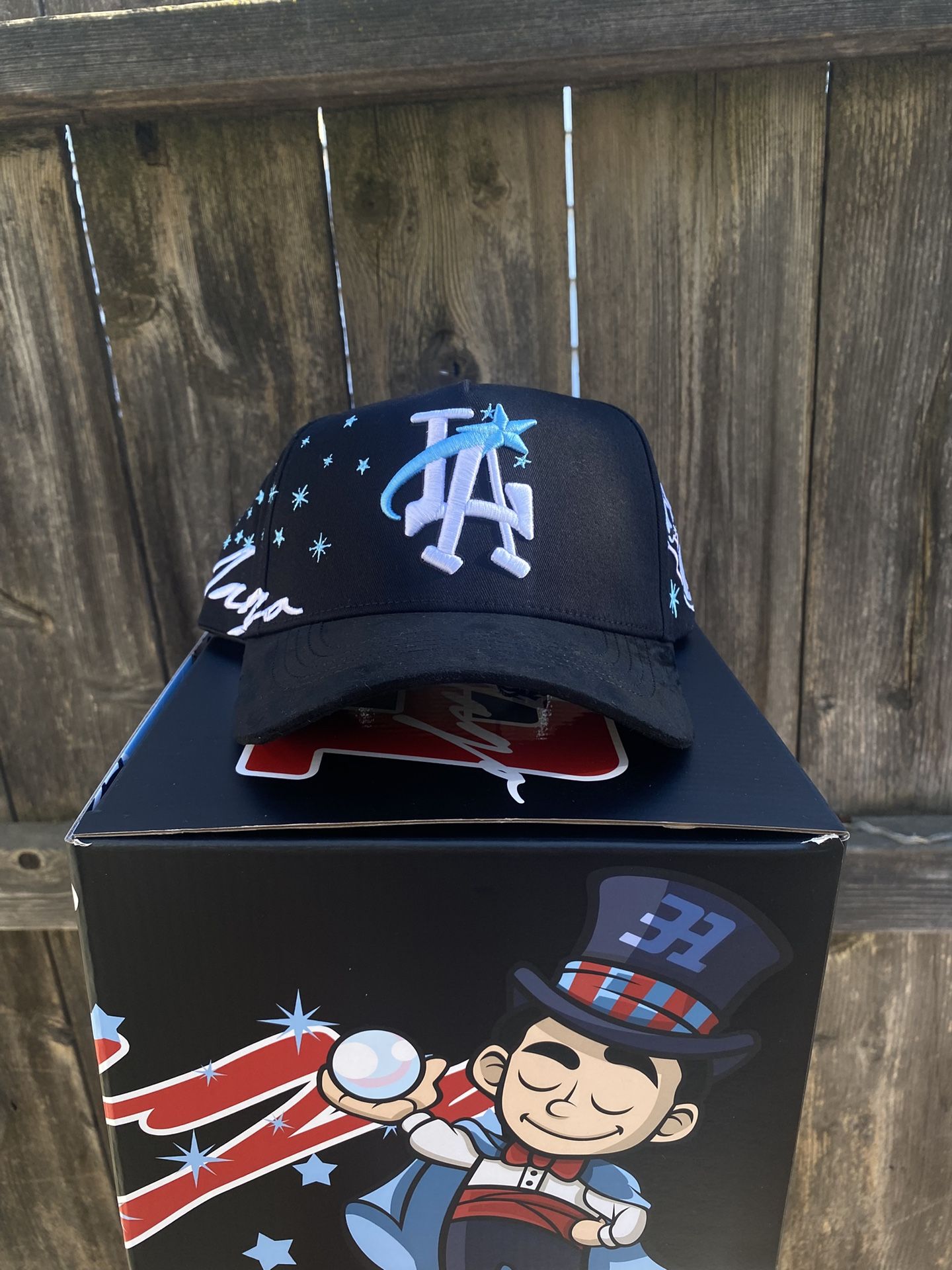 Thirty One Hats X El Mago “Blue”