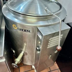 Steam Kettle. 30 Gallons 