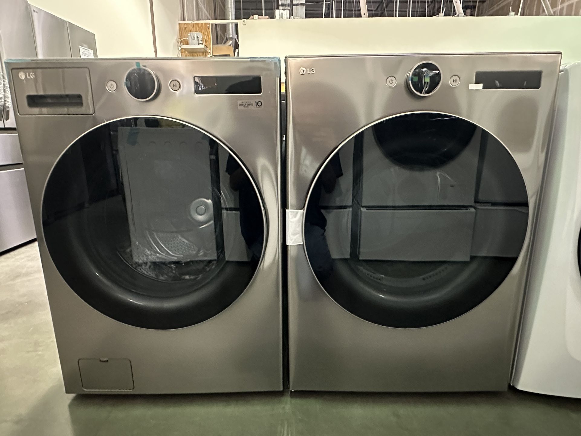 LG Washer And Electric Dryer Set