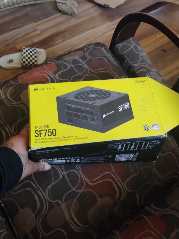 Corsair Sf750