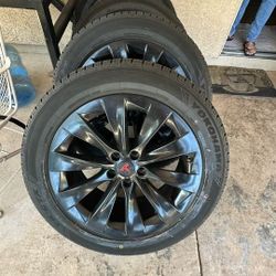 Tesla OEM 20” Wheels